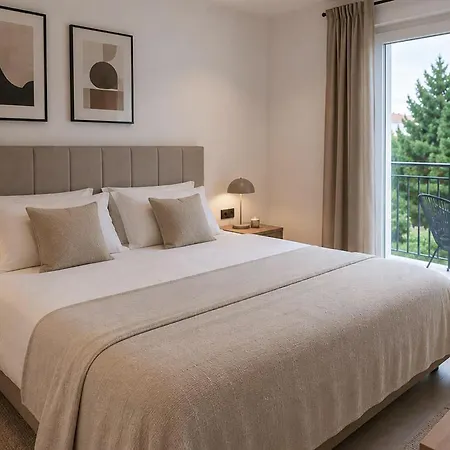 2 Bedroom Stunning In רוגוזניצה