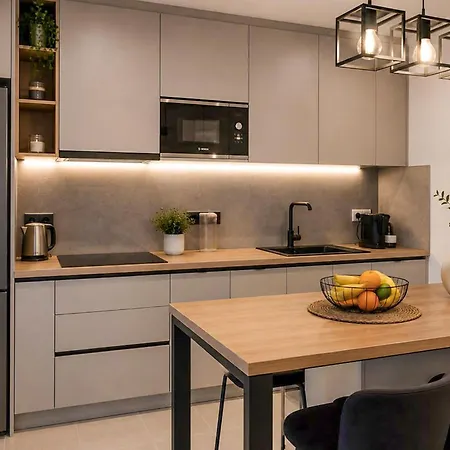 2 Bedroom Stunning In * רוגוזניצה